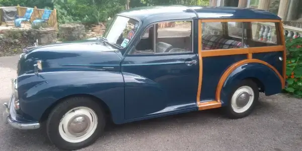 Morris 1000 Traveller on PIRELLI 145 R 14 CINTURATO CA67