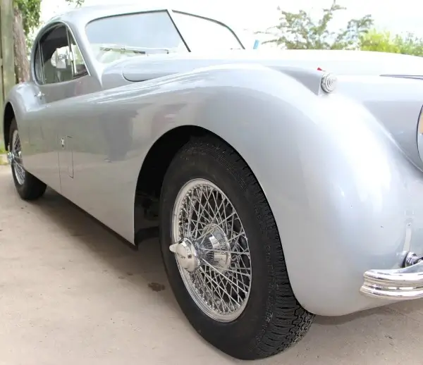 Jaguar XK on 185 VR 16 PIRELLI CINTURATO CA67 Tires